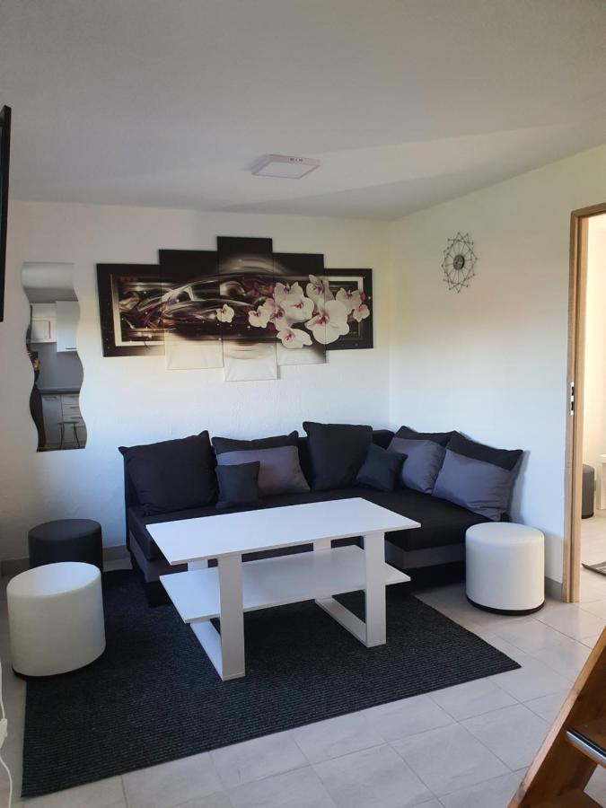 Zakatek W Zaciszu Villa Ustka Exterior foto